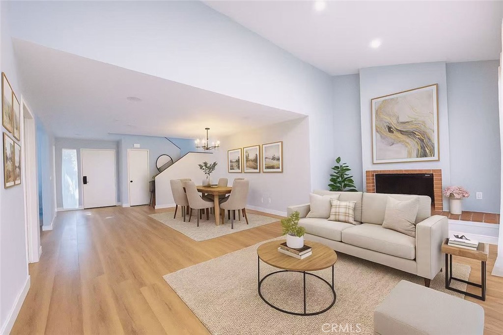 MLS #WS25252463 image #9