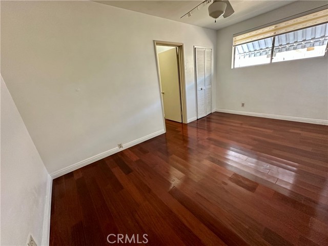 MLS #WS25252480 image #4