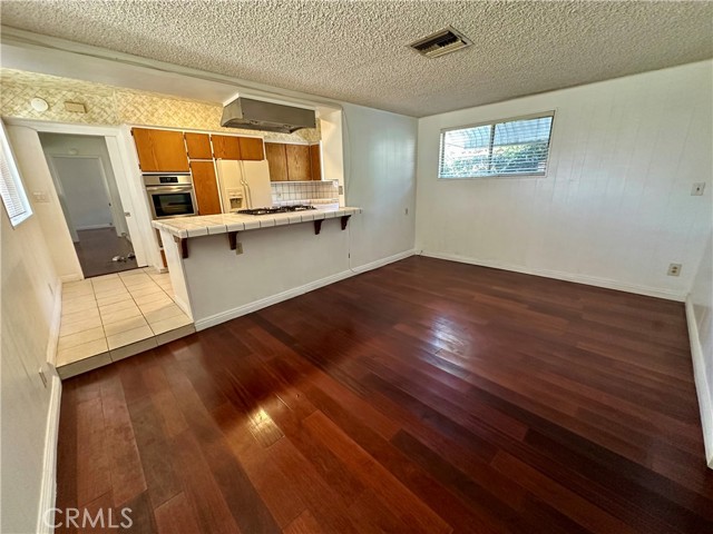 MLS #WS25252480 image #7