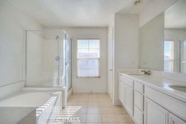 MLS #WS25252536 image #24