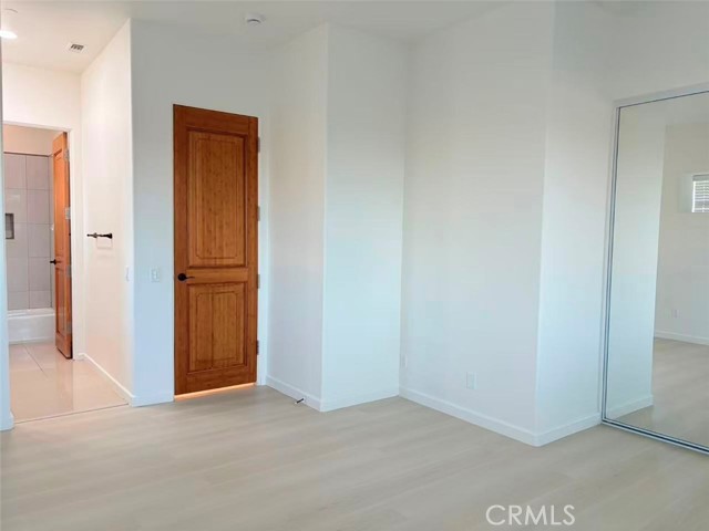 MLS #WS25252716 image #14