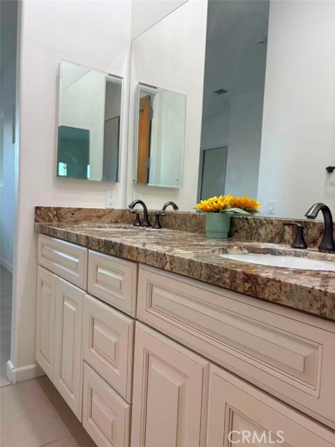 MLS #WS25252716 image #17