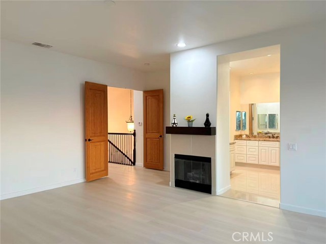 MLS #WS25252716 image #20