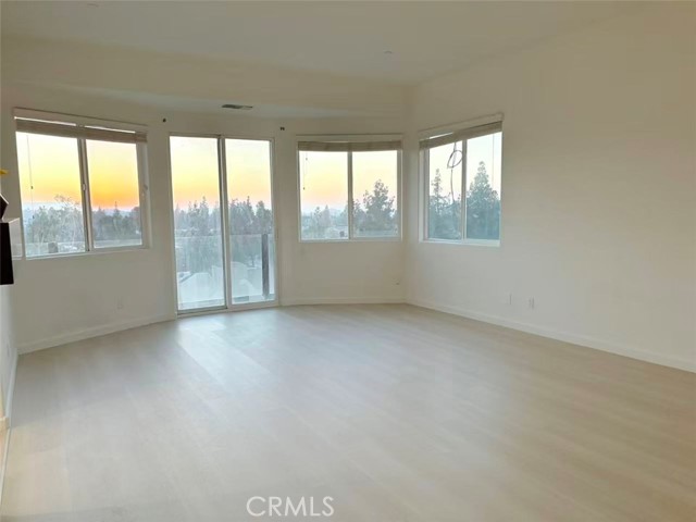 MLS #WS25252716 image #22