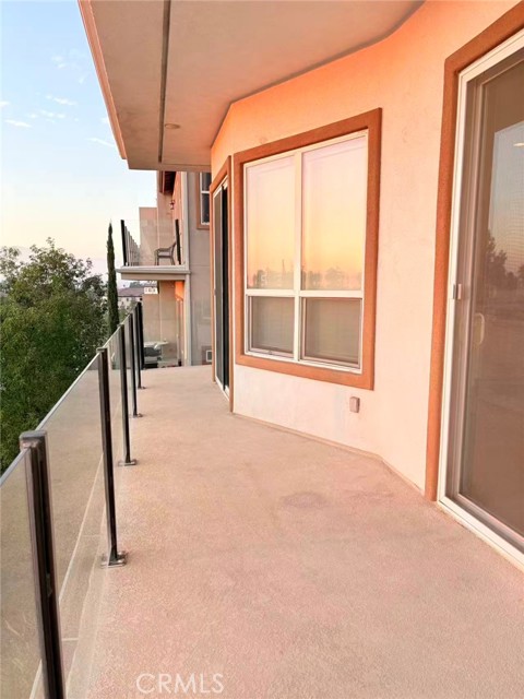 MLS #WS25252716 image #7