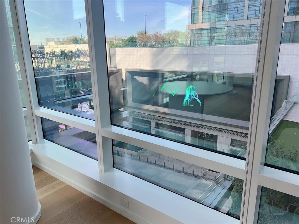 MLS #WS25252962 image #1