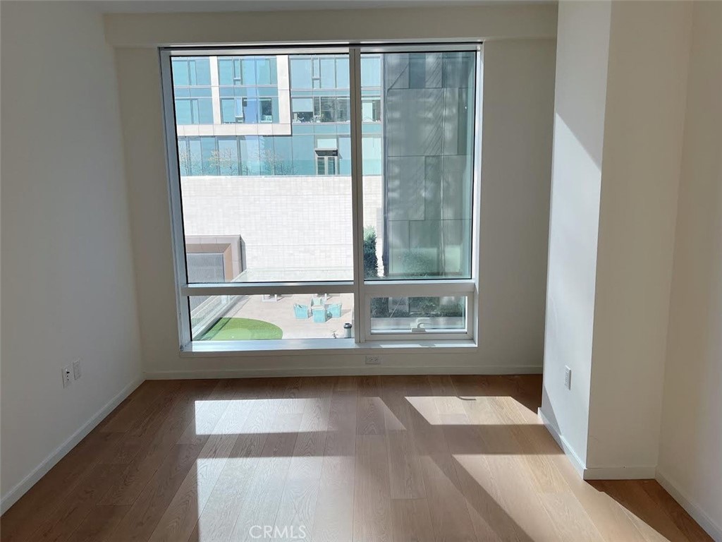 MLS #WS25252962 image #4