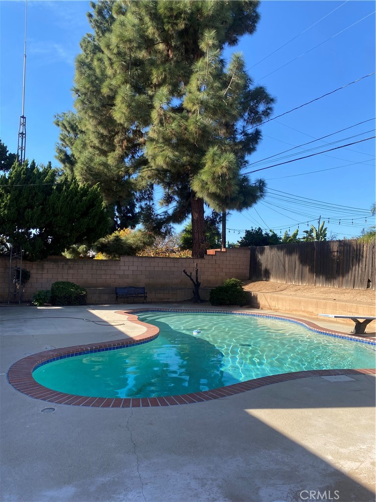 MLS #WS25253225 image #1