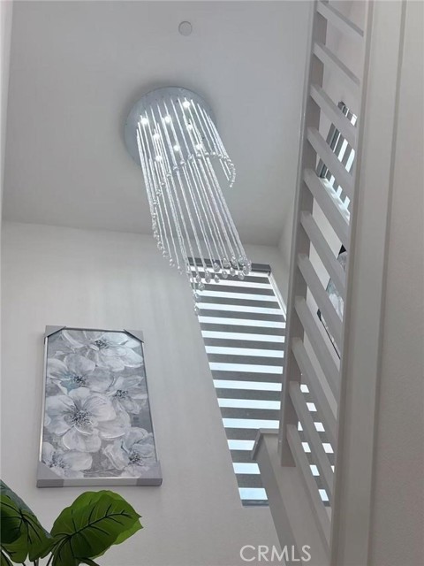 MLS #WS25253316 image #17