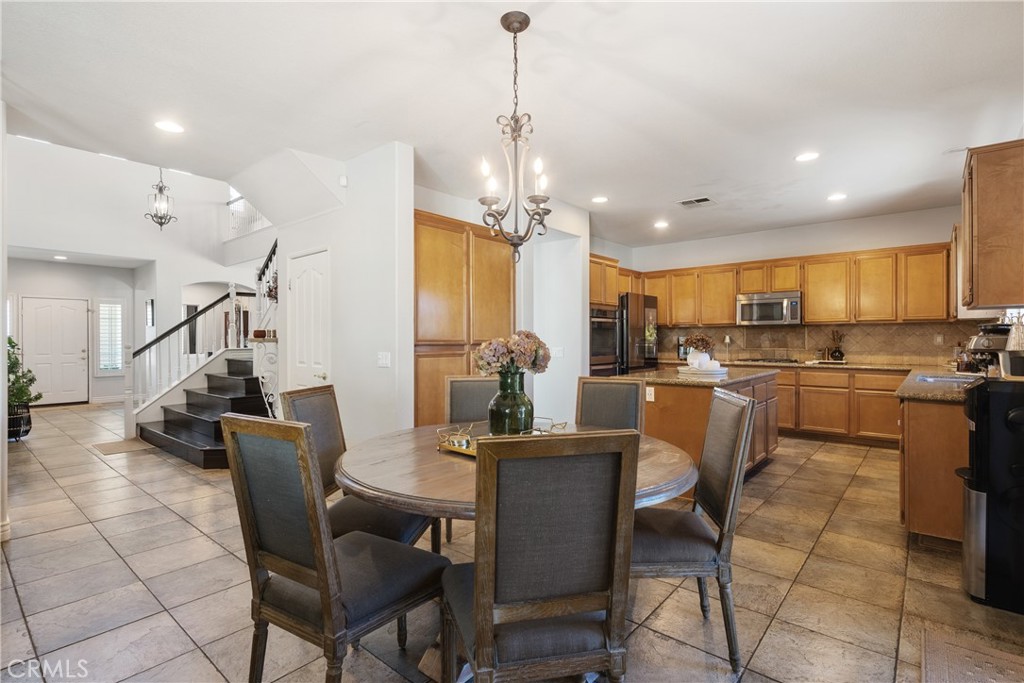 MLS #WS25253365 image #17