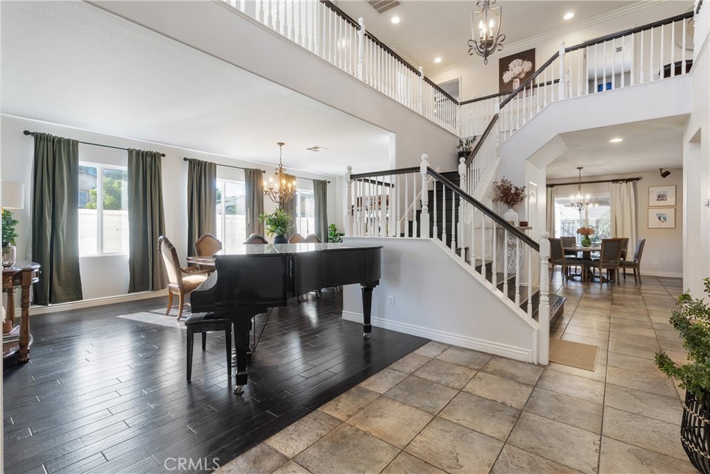 MLS #WS25253365 image #3