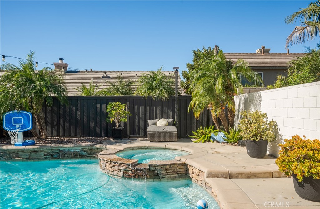 MLS #WS25253365 image #32