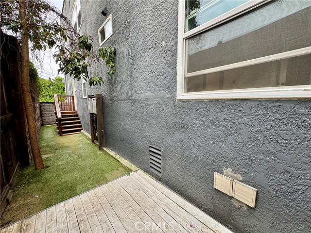 MLS #WS25253553 image #12