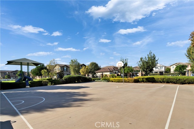 MLS #WS25253830 image #30