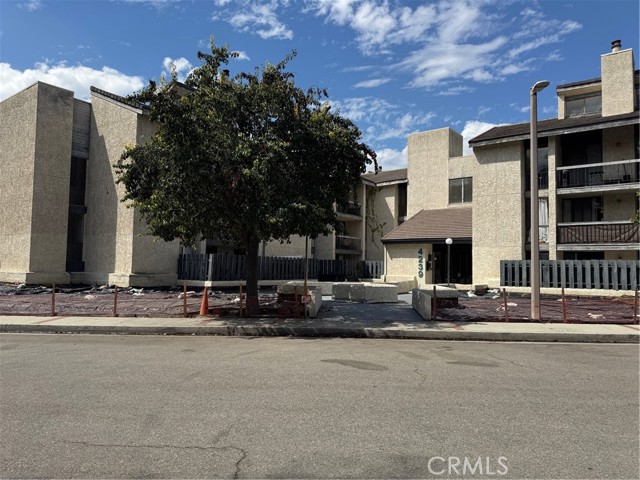 MLS #WS25253862 image #8