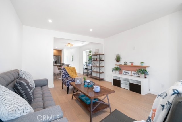 MLS #WS25253863 image #12