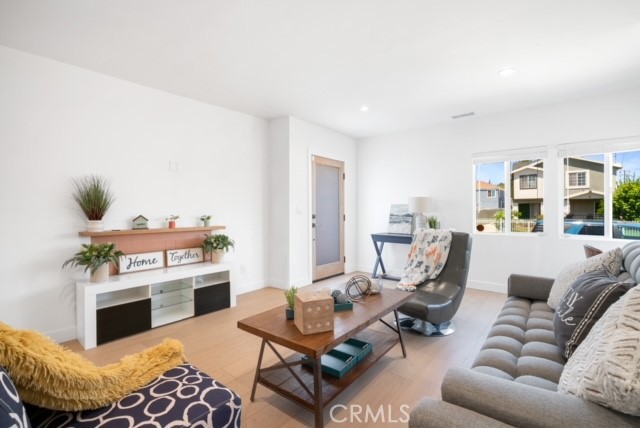 MLS #WS25253863 image #13