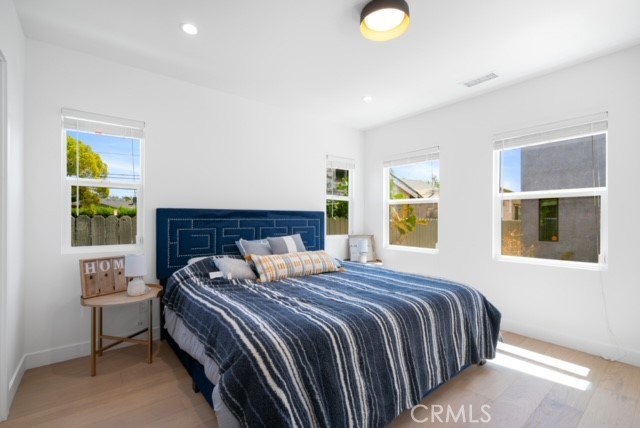 MLS #WS25253863 image #24