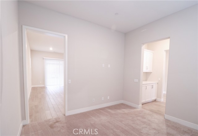 MLS #WS25253954 image #6