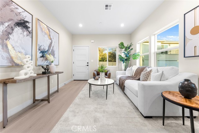 MLS #WS25254159 image #11