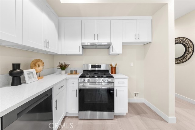 MLS #WS25254159 image #17