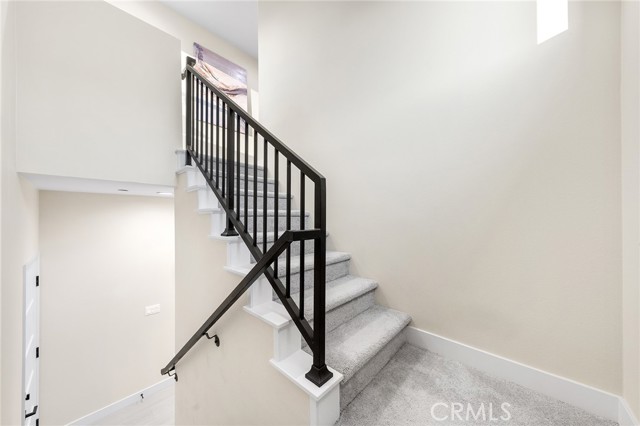 MLS #WS25254159 image #23