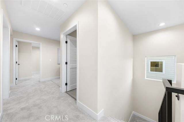 MLS #WS25254159 image #24