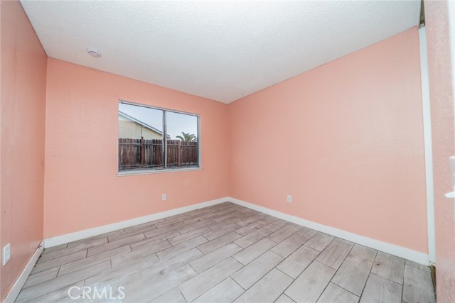 MLS #WS25254390 image #11