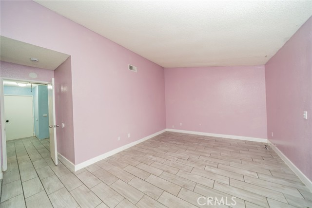 MLS #WS25254390 image #7