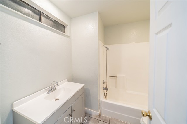 MLS #WS25254390 image #9