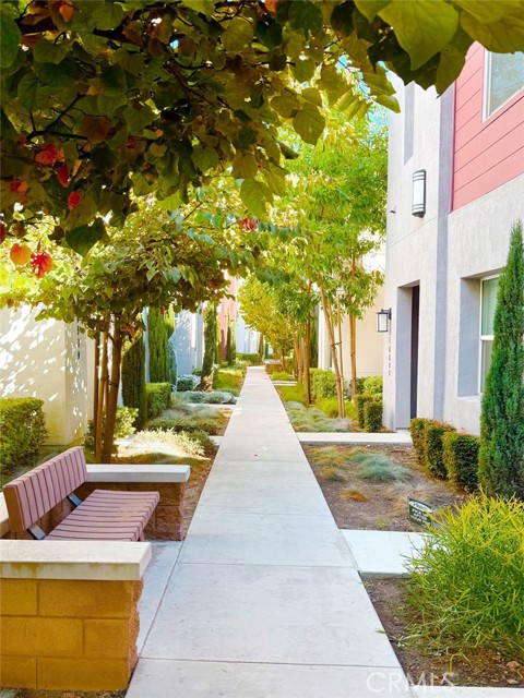 MLS #WS25254850 image #1