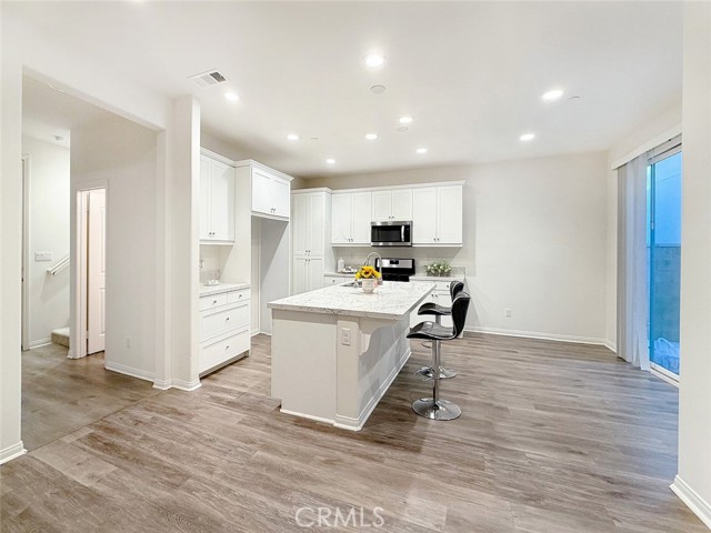 MLS #WS25254850 image #4