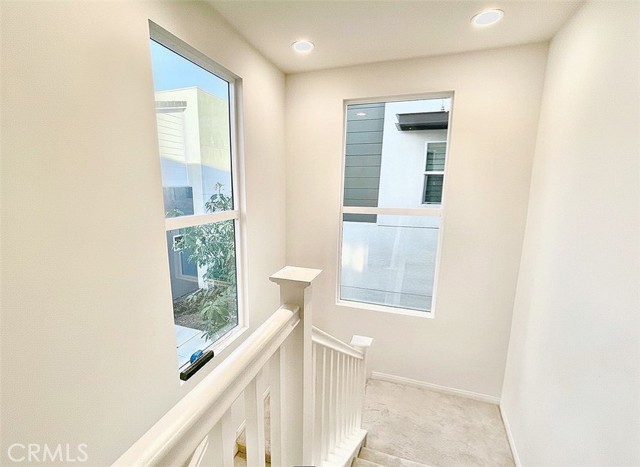 MLS #WS25254850 image #8