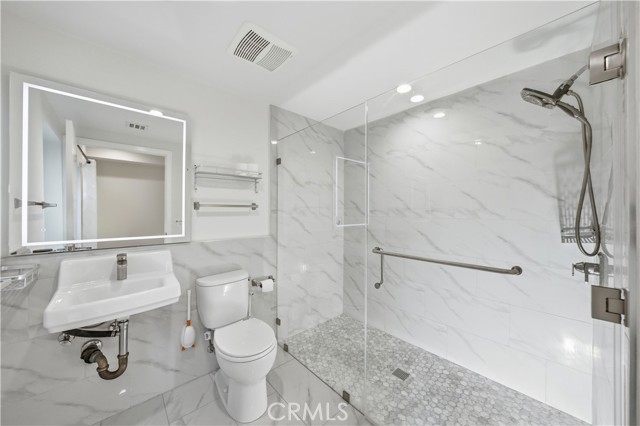 MLS #WS25254936 image #11