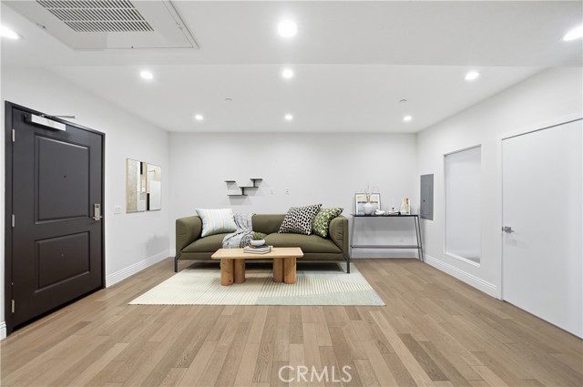 MLS #WS25254936 image #4