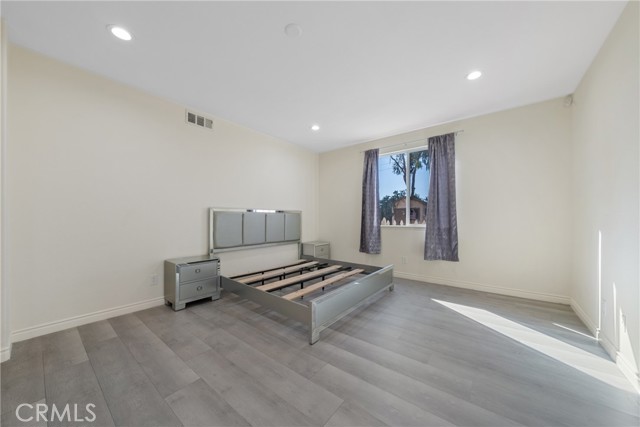 MLS #WS25254944 image #14