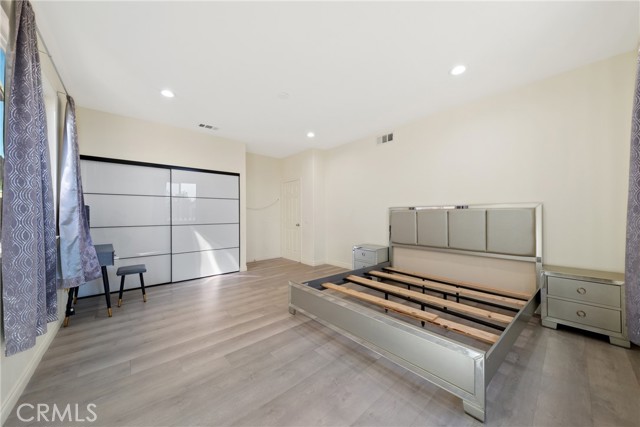 MLS #WS25254944 image #15