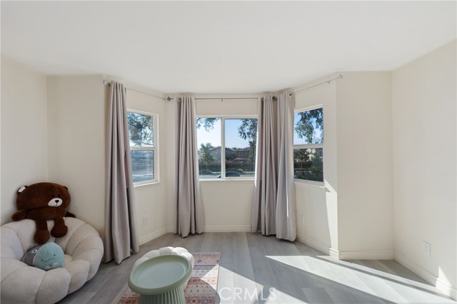 MLS #WS25254944 image #17