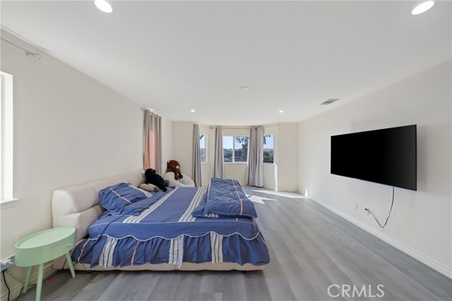 MLS #WS25254944 image #19