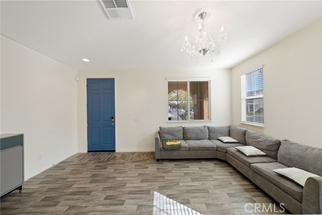 MLS #WS25254944 image #4