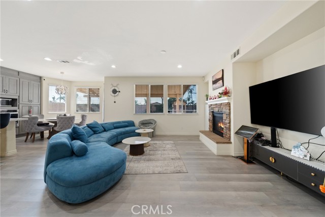 MLS #WS25254944 image #6