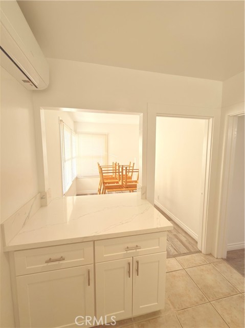 MLS #WS25254977 image #9