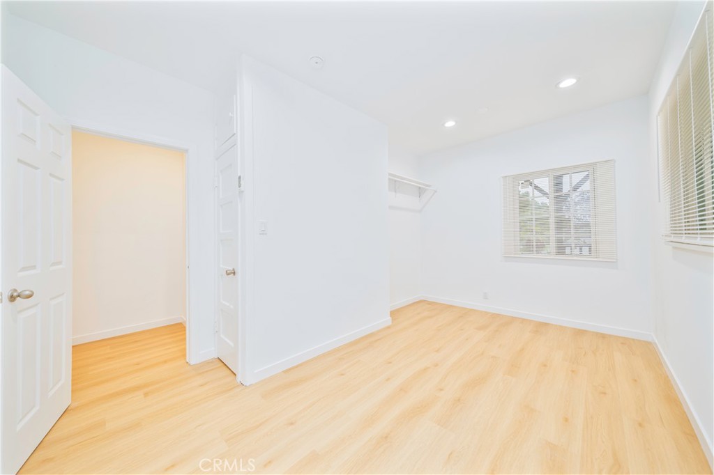 MLS #WS25254998 image #12