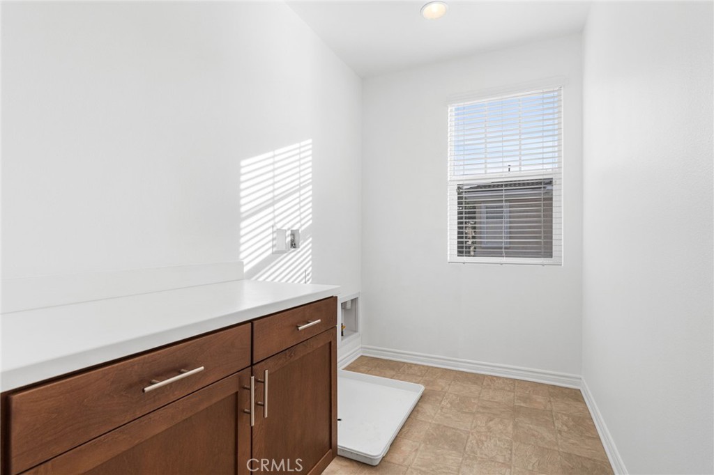 MLS #WS25255280 image #26