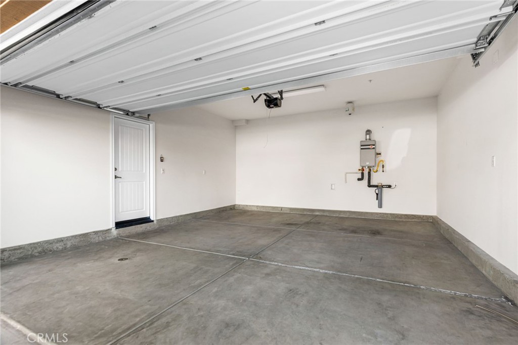 MLS #WS25255280 image #6