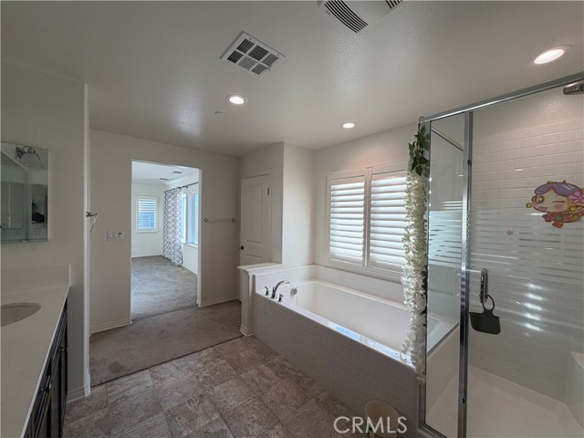 MLS #WS25255301 image #14