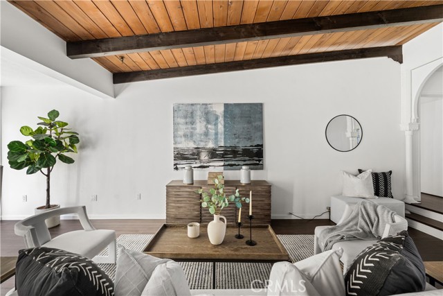 MLS #WS25255472 image #11