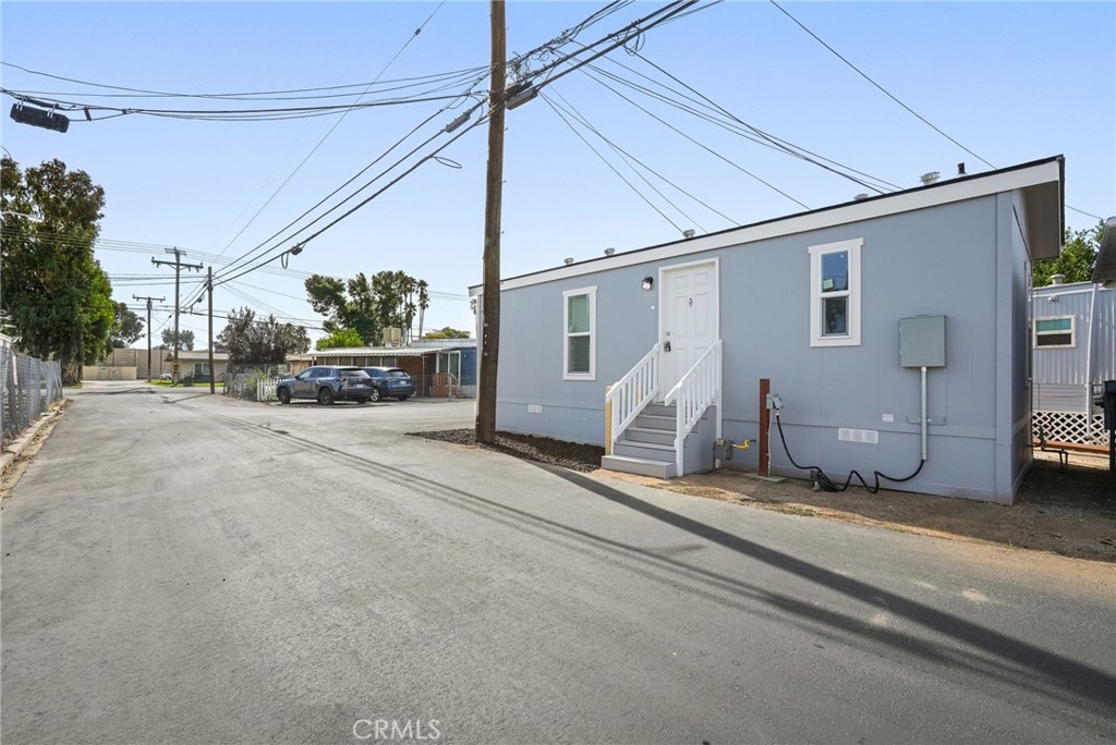 MLS #WS25255512 image #3