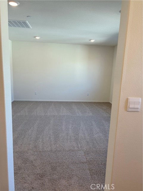 MLS #WS25255532 image #13