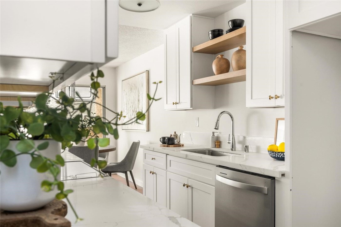 MLS #WS25255592 image #4